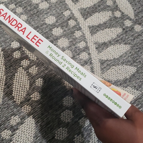 Sandra Lee Money Saving Meals and Round 2 Recipes - Picture 4 of 6